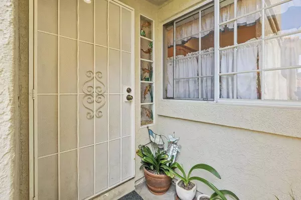 10955 Creekbridge PL, San Diego, CA 92128