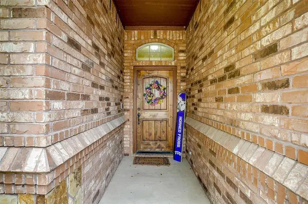 5045 Wild Oats Drive, Fort Worth, TX 76179