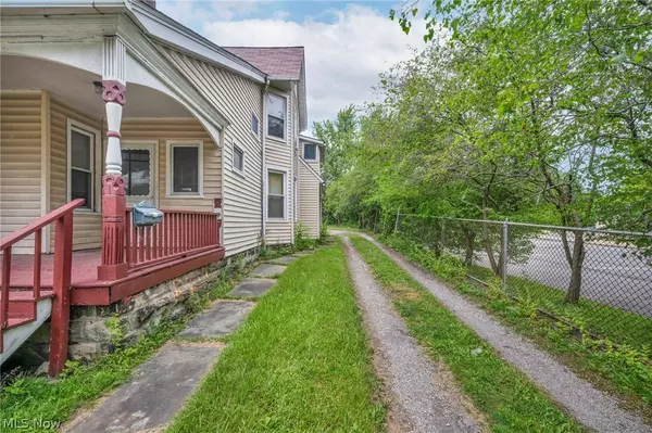 3200 Denison AVE, Cleveland, OH 44109