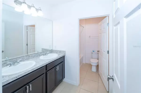 709 FIDDLESTICKS DR, Davenport, FL 33837