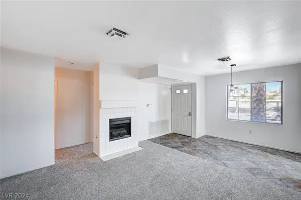 4831 S Torrey Pines Drive #104, Las Vegas, NV 89103