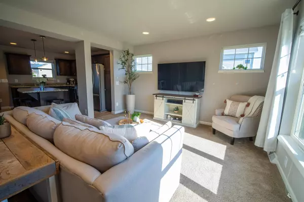 208 Breezy Grass Way, Madison, WI 53718