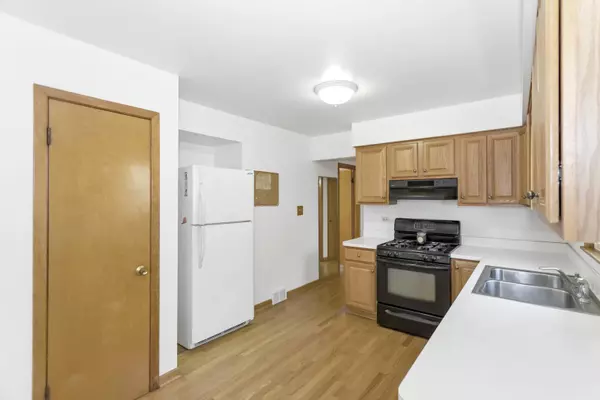 3126 Lee ST, Melrose Park, IL 60164