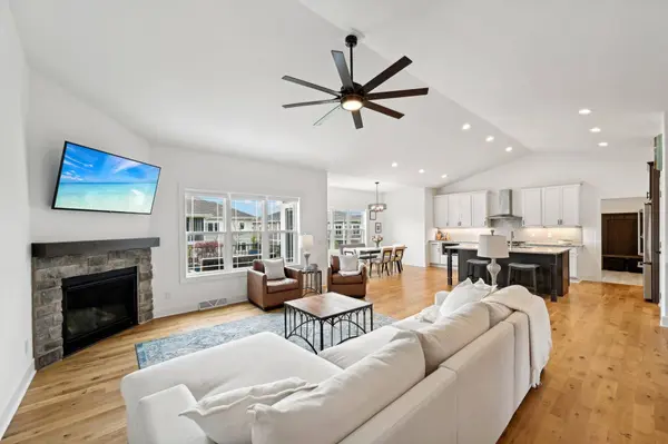 822 Steven View, Waunakee, WI 53597