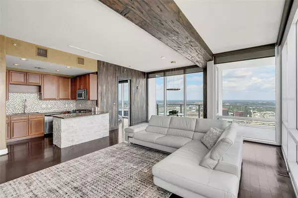 150 E ROBINSON ST #3110, Orlando, FL 32801