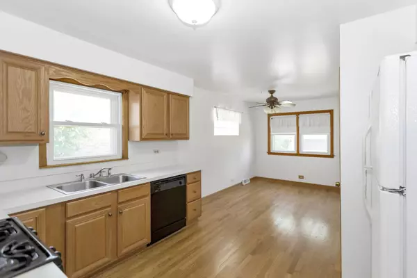 3126 Lee ST, Melrose Park, IL 60164