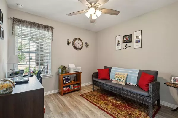 9201 Riverlight Road, Mckinney, TX 75071