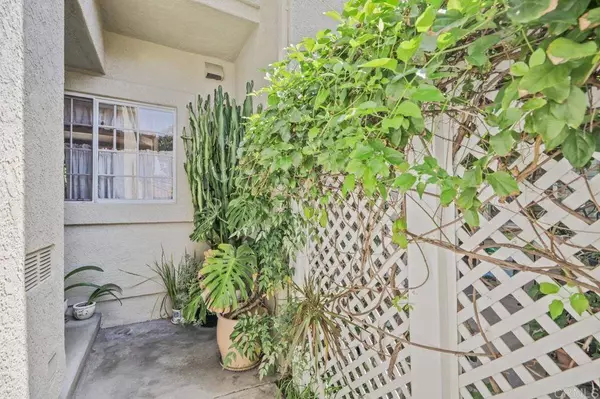 10955 Creekbridge PL, San Diego, CA 92128