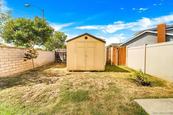 10174 W Glendon Cir, Santee, CA 92071