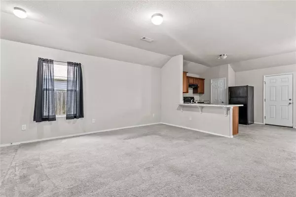 5018 W Claxton Cir, Fayetteville, AR 72704