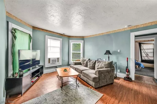 3200 Denison AVE, Cleveland, OH 44109