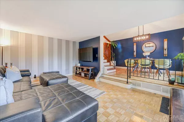 12 Adams PL, Sayreville, NJ 08859