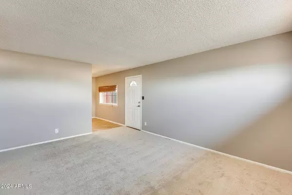 333 N DOBSON Road, Mesa, AZ 85201