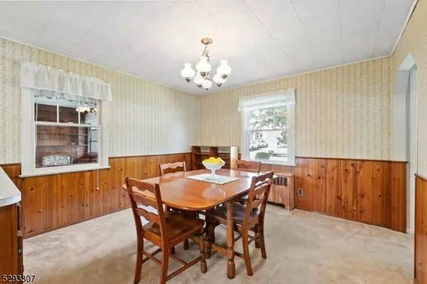 29 Barnida Dr, East Hanover Twp., NJ 07936