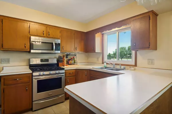 320 S Cleveland Avenue, Deforest, WI 53532