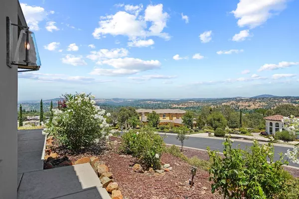 2954 Capetanios DR, El Dorado Hills, CA 95762
