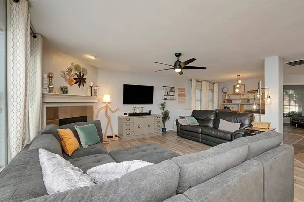 14024 Fontana Road, Fort Worth, TX 76262