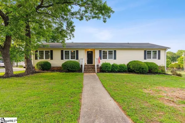 145 Oak Park Drive, Mauldin, SC 29662