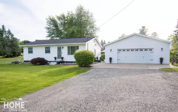 801 Lamb Street, Perry, MI 48872