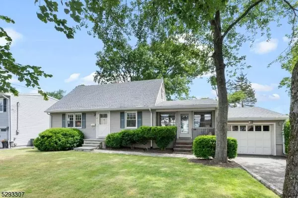 29 Barnida Dr, East Hanover Twp., NJ 07936