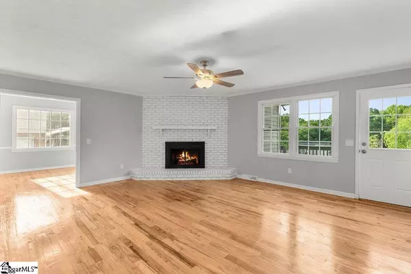 145 Oak Park Drive, Mauldin, SC 29662