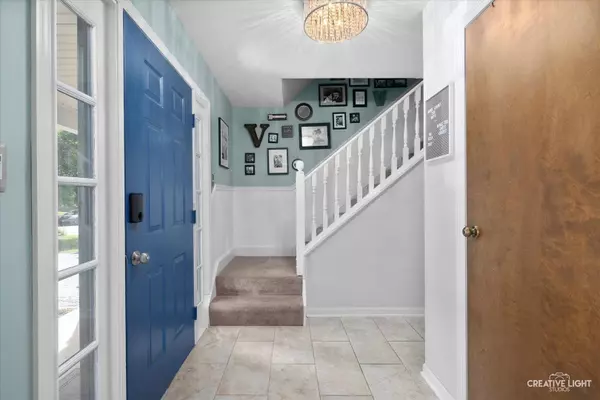 704 Nordic CT, Batavia, IL 60510