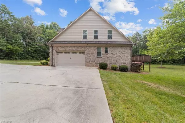 602 Ben Lee RD, Thomasville, NC 27360