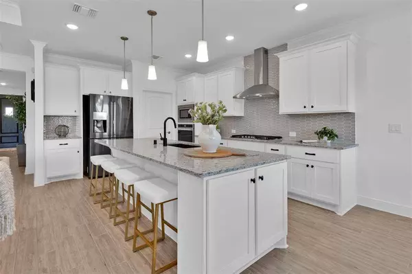 7426 Rolling Stone DR, Fulshear, TX 77441