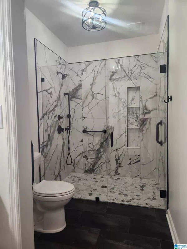 5886 MARCHESTER CIRCLE, Pinson, AL 35126