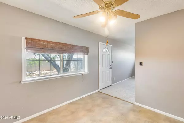 333 N DOBSON Road, Mesa, AZ 85201