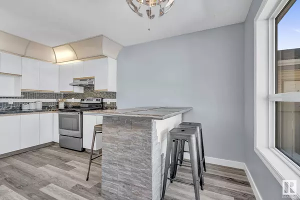 #29 603 YOUVILLE DR E NW, Edmonton, AB T6W 3W1