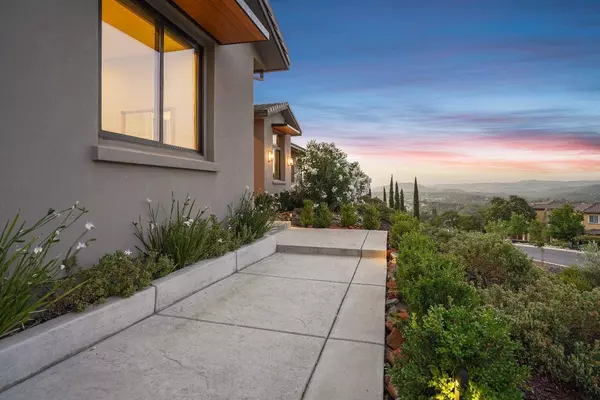 2954 Capetanios DR, El Dorado Hills, CA 95762