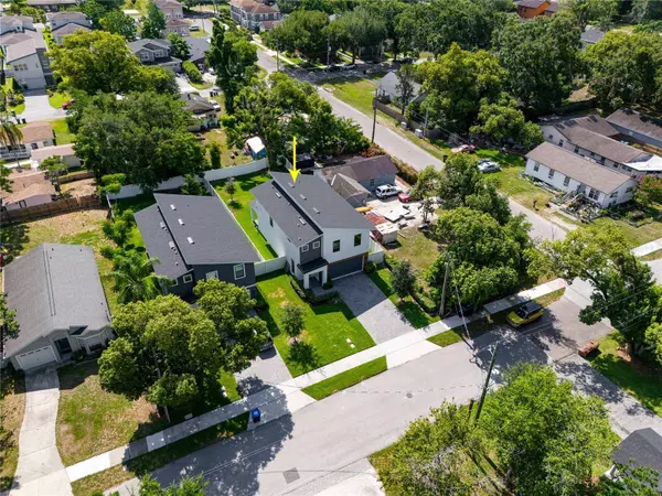 2335 S BROWN AVE, Orlando, FL 32806