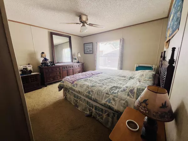 3620 Latimar ST, Mims, FL 32754