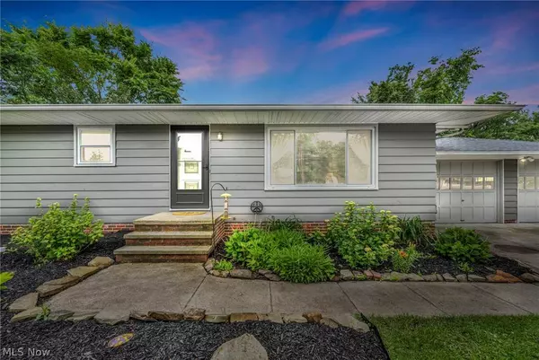 13843 Drake RD, Strongsville, OH 44136