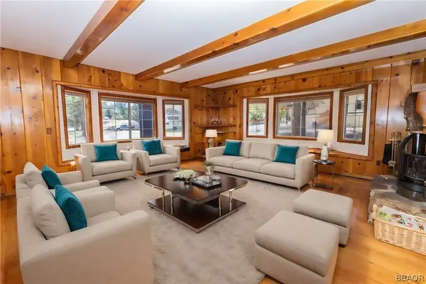 1185 Mitchell LN, Big Bear City, CA 92314