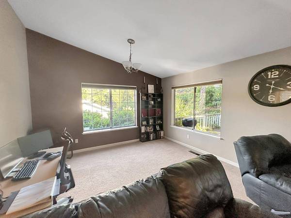 10977 Darlene CT, Grass Valley, CA 95949