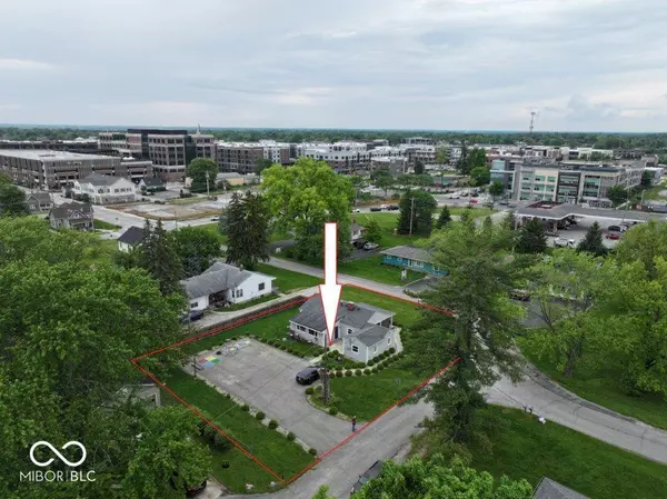 8865 South ST, Fishers, IN 46038