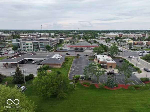 8865 South ST, Fishers, IN 46038