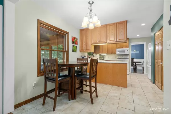 704 Nordic CT, Batavia, IL 60510