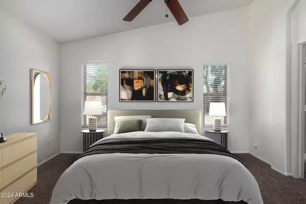 417 E ANGELINE Avenue, San Tan Valley, AZ 85140