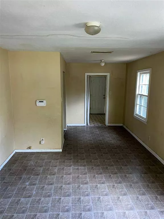 5218 Fairfax Avenue, Shreveport, LA 71108