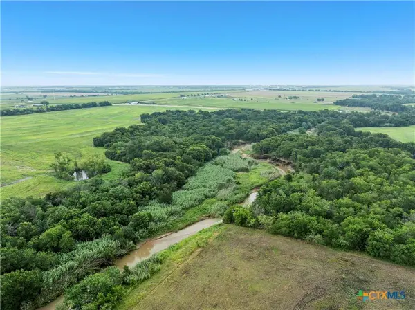 5243 FM 2114, Abbott, TX 76621