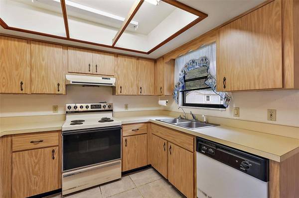 2295 CROAT ST, Mount Dora, FL 32757