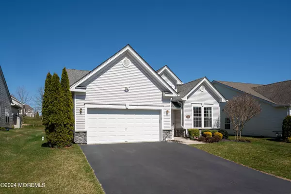 44 Honeysuckle Drive, Manahawkin, NJ 08050