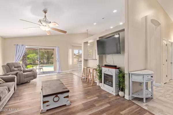 722 N EL DORADO Drive, Gilbert, AZ 85233