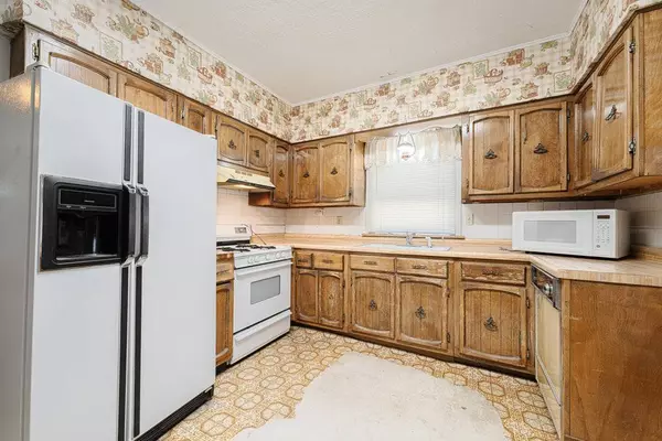 12215 Greenwood AVE, Blue Island, IL 60406