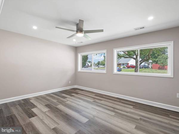 1104 DILWORTH RD, Wilmington, DE 19805