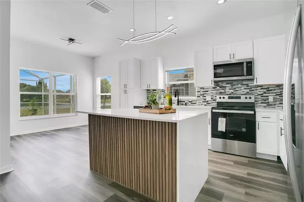 2514 ASTER COVE LN, Kissimmee, FL 34758