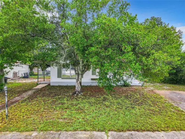 2379 GREENWOOD ST, Deltona, FL 32738